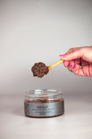 MARK sugar scrub NOUGAT with organic cocoa