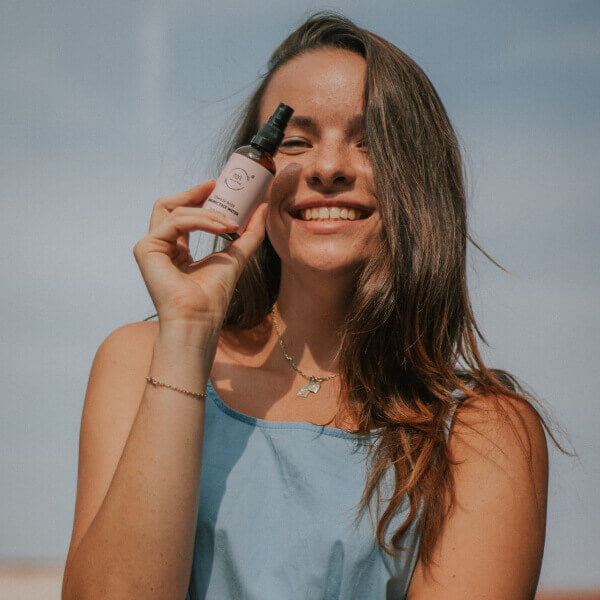 MARK face water Damask rose - for cleansing and soothing dull skin